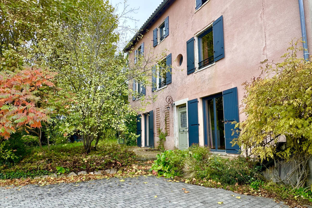 Maison à BRINDAS