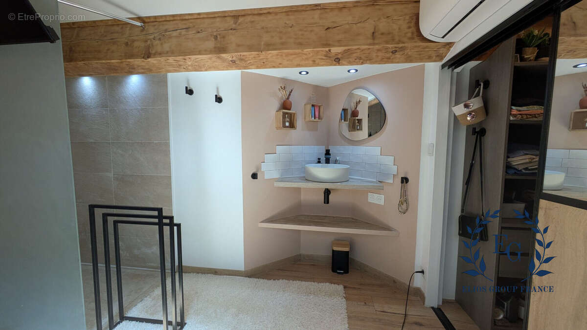 Appartement à ROUSSET