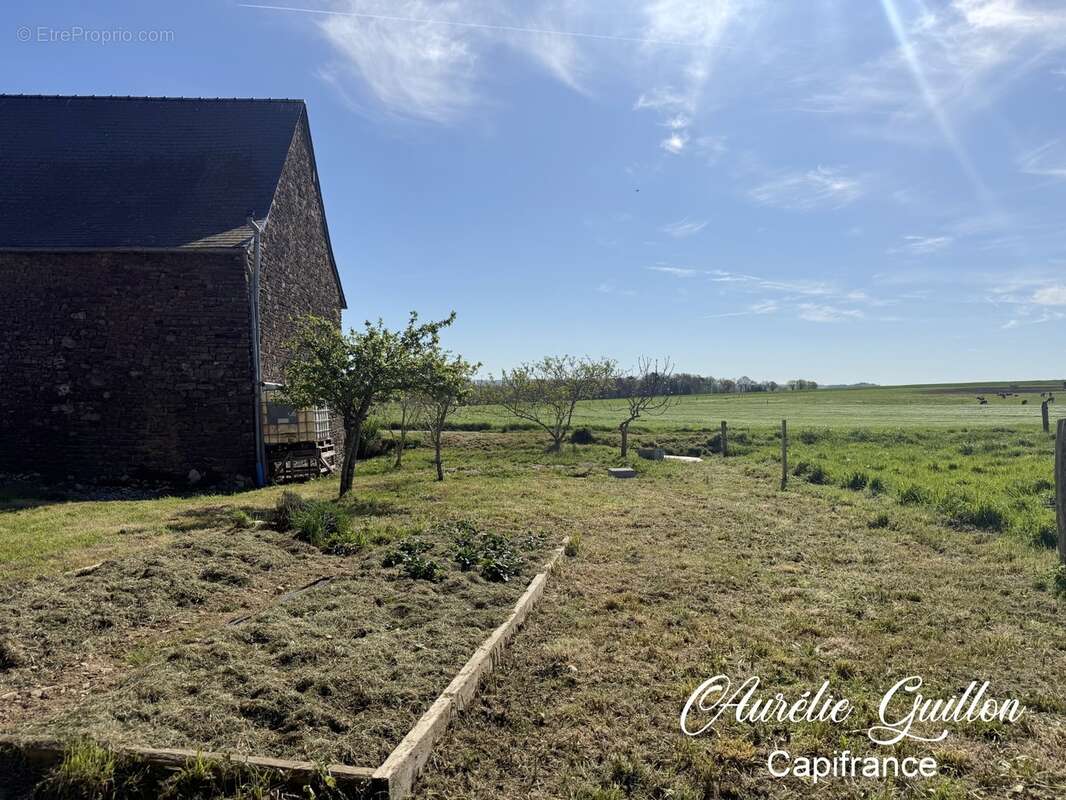 Longère rénovée 165 m² – lumineuse, beaux volumes et charme de la pierre - photo 24