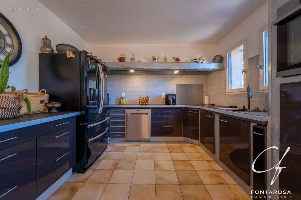 Maison à FREJUS