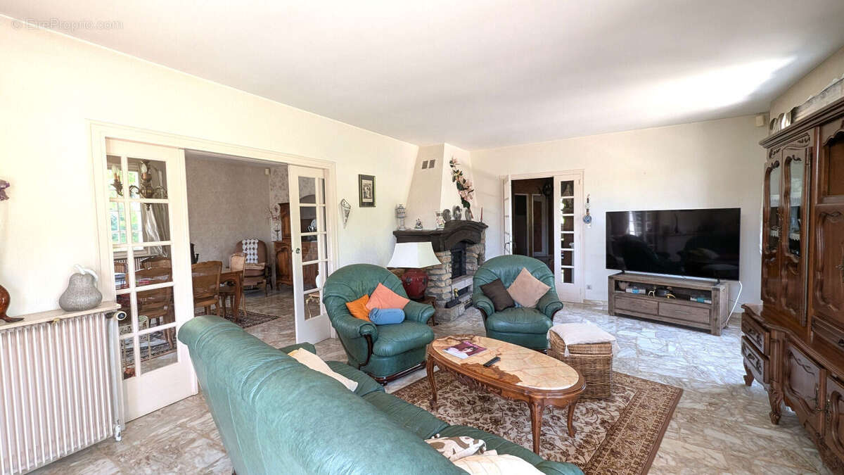 Maison à CUISEAUX
