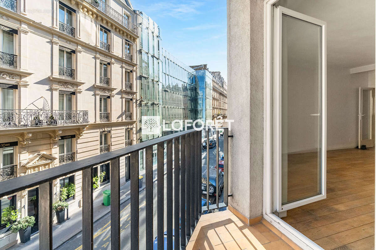 Localisation - calme - balcon - traversant - photo 5