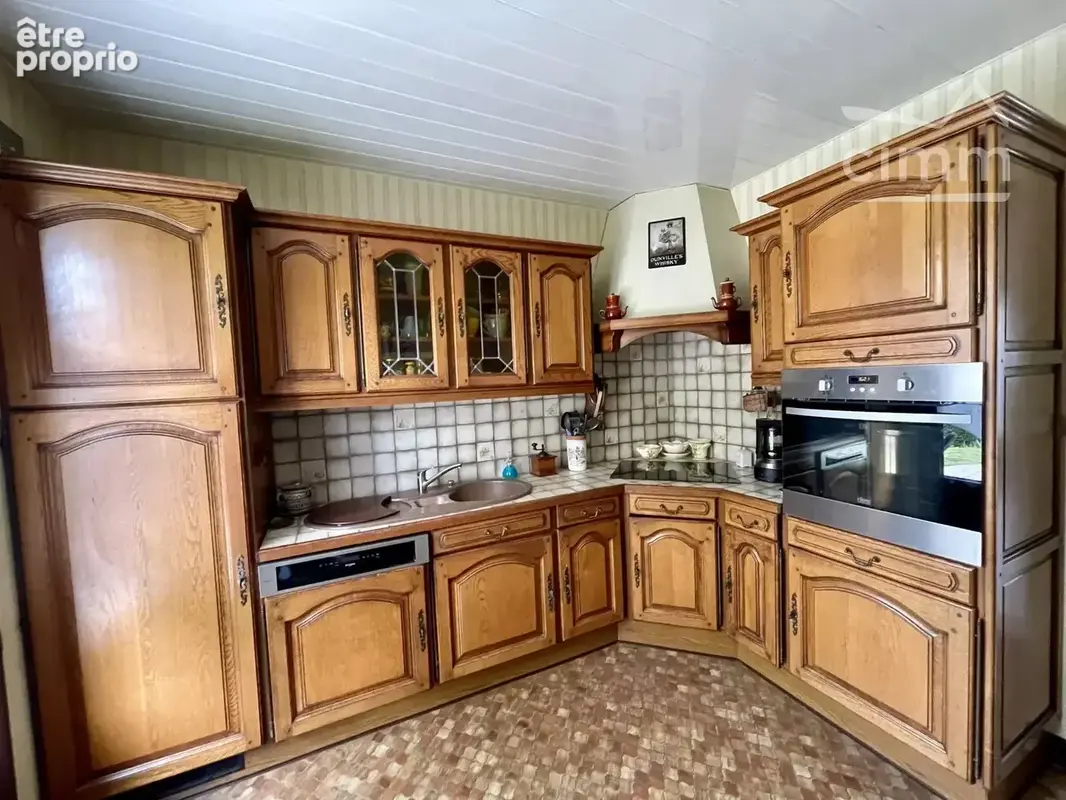 Emplacement privilégié pour cette maison de plain-pied avec jardin et sous-sol total - photo 12