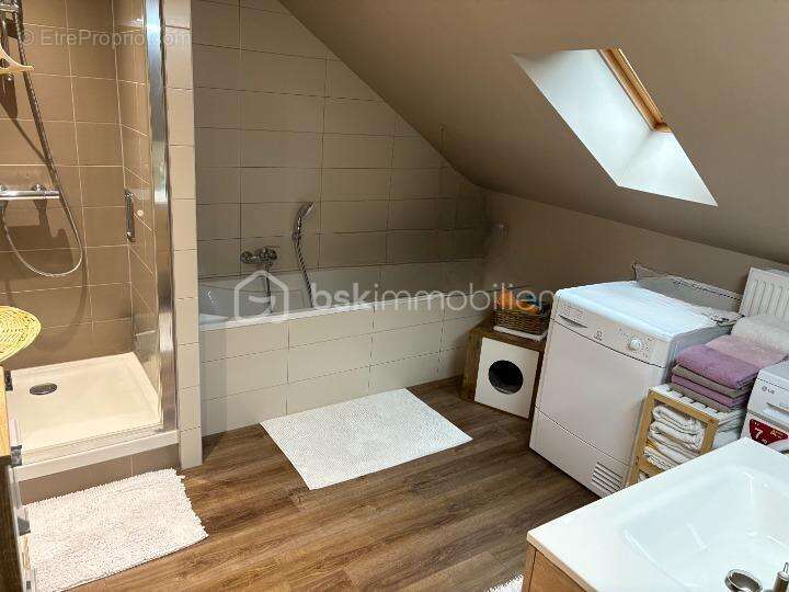 Immeuble 256 m2 hypercentre de Sarreguemines rénové & loué - Lot de 4 appartements - Rentabilité immédiate - Spécial Investisseu - photo 5