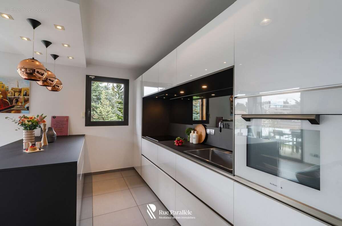 Appartement à ANNECY-LE-VIEUX