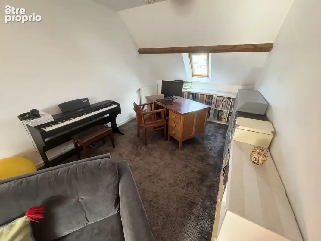 Jolie maison de ville avec 5 chambres, terrasse et stationnement privatif ! - photo 22