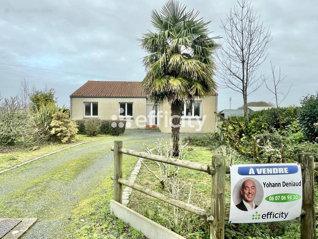 Maison à LES LUCS-SUR-BOULOGNE