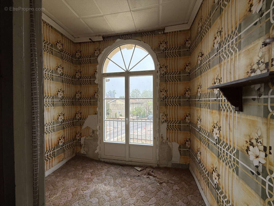 Maison à SAINT-EMILION