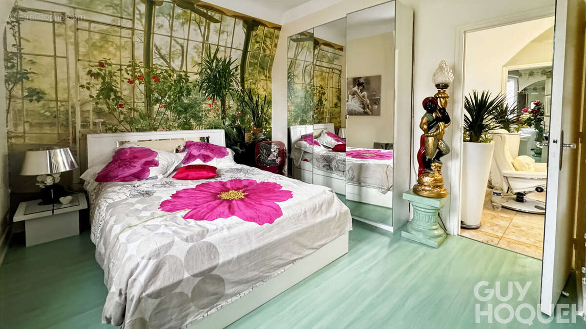 Maison à FONTENAY-LE-FLEURY