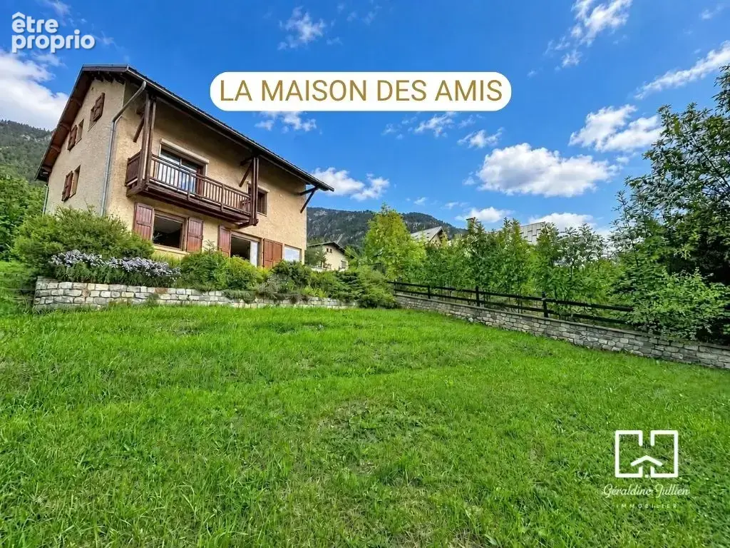 Maison individuelle de type 6 à Briançon - photo 1