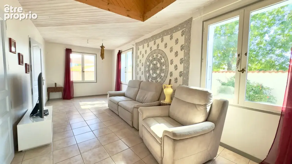 Maison type 4/5 Campagne Rochelaise 131 m2 hab + Grand garage - photo 11