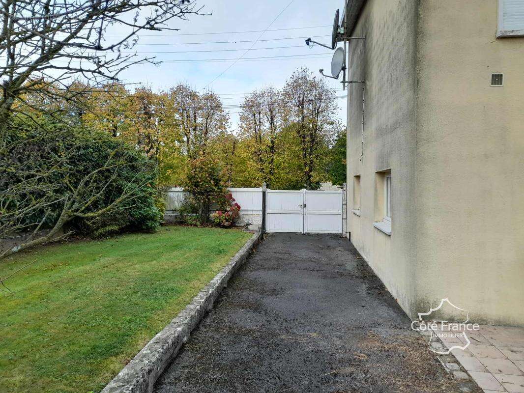 Maison à LA CAPELLE