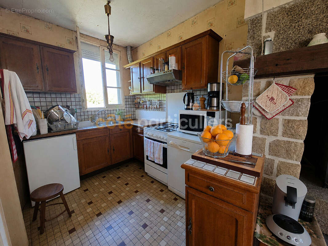 Maison en Pierres  à rénover - Fort potentiel La Colombe 4 pièce(s) 80 m2 - photo 5