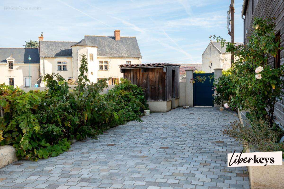 Maison à DOUE-LA-FONTAINE