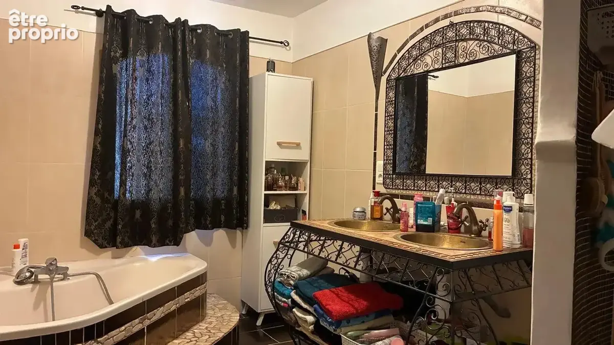 Maison 120 m² à Saint-Pierre-De-Clairac  - photo 8