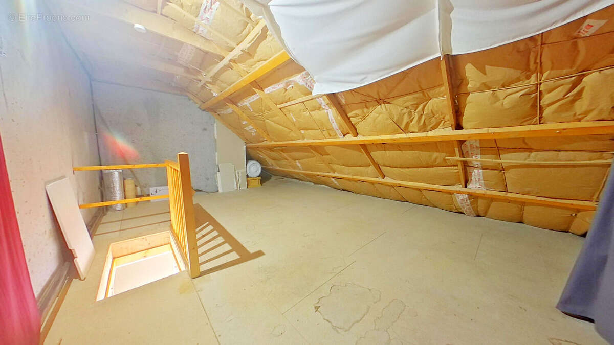 Jules Verne - Apt T2 avec terrasse exceptionnelle et potentiel duplex + Box - photo 11