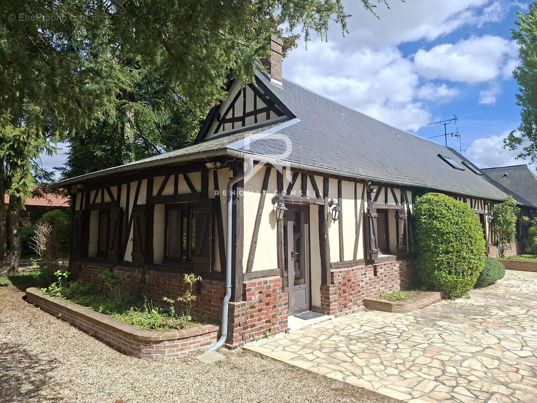 Maison à BEAUMONT-LE-ROGER
