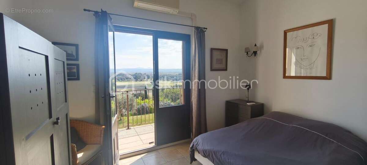 Maison à MONTSEGUR-SUR-LAUZON