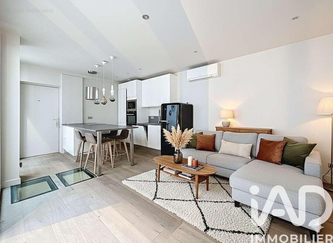 Photo 2 - Appartement à SAINT-MAUR-DES-FOSSES