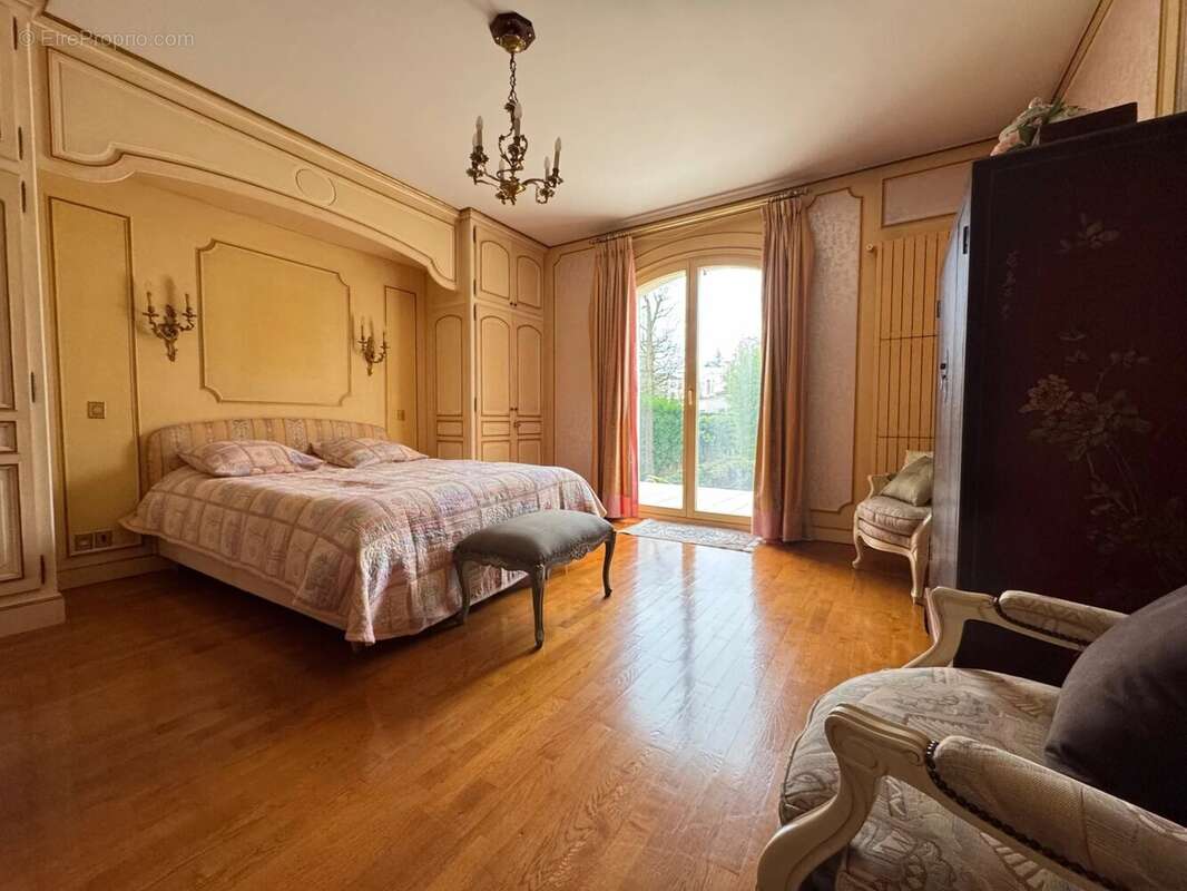 Maison à LE PLESSIS-TREVISE