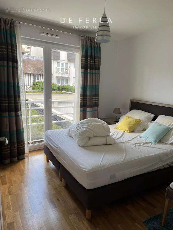 Appartement à TROUVILLE-SUR-MER