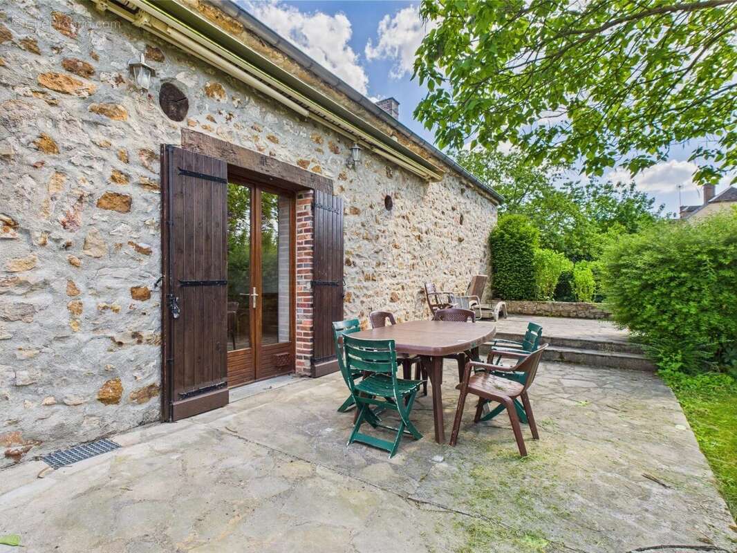 Maison à ROMILLY-SUR-SEINE