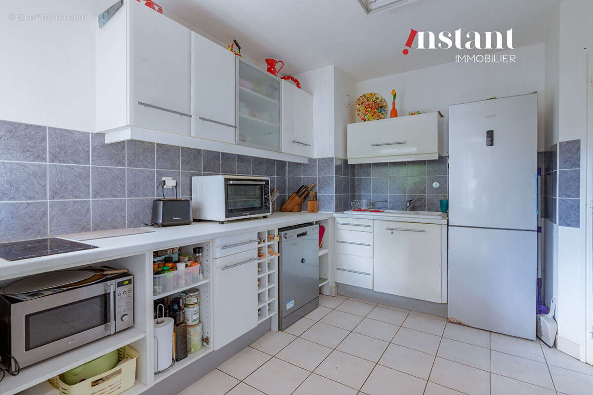 Appartement à LYON-5E