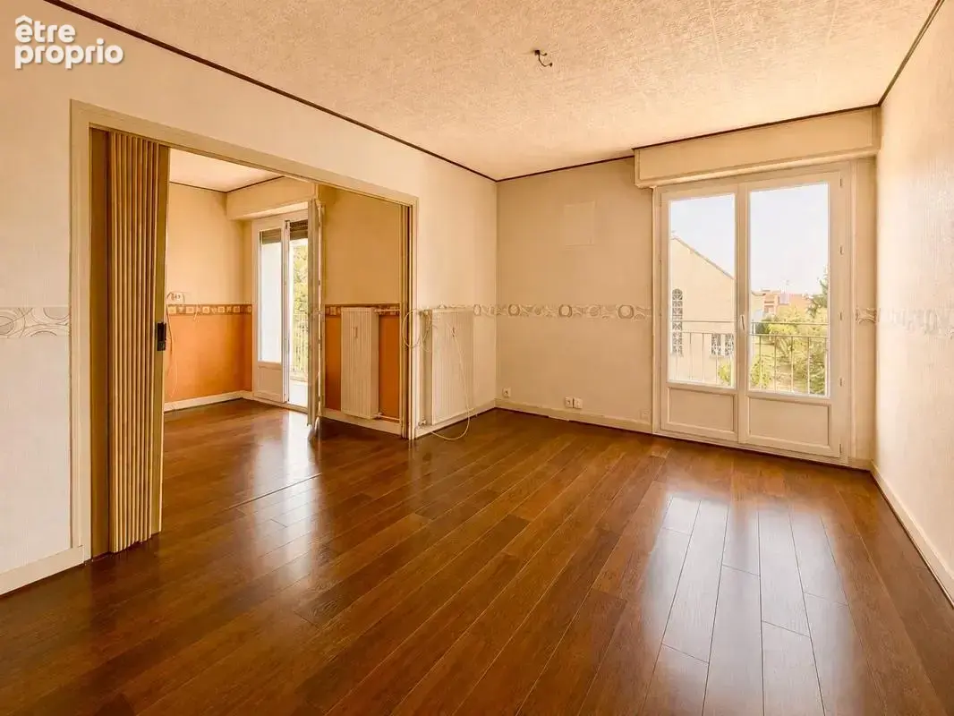 Appartement à CHENOVE