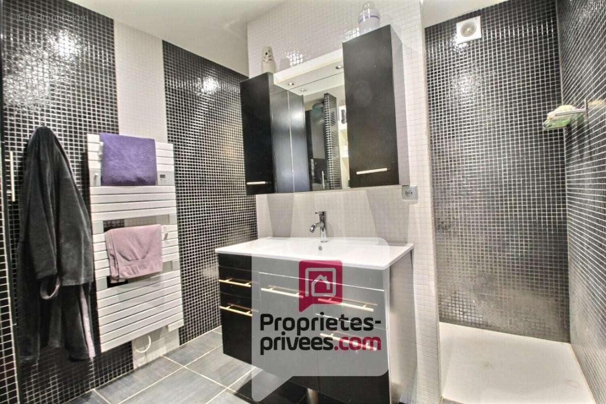 A vendre à 1h15 de paris - superbe propriete avec piscine, mare, dependances, terrain 2,3 hectares - photo 11