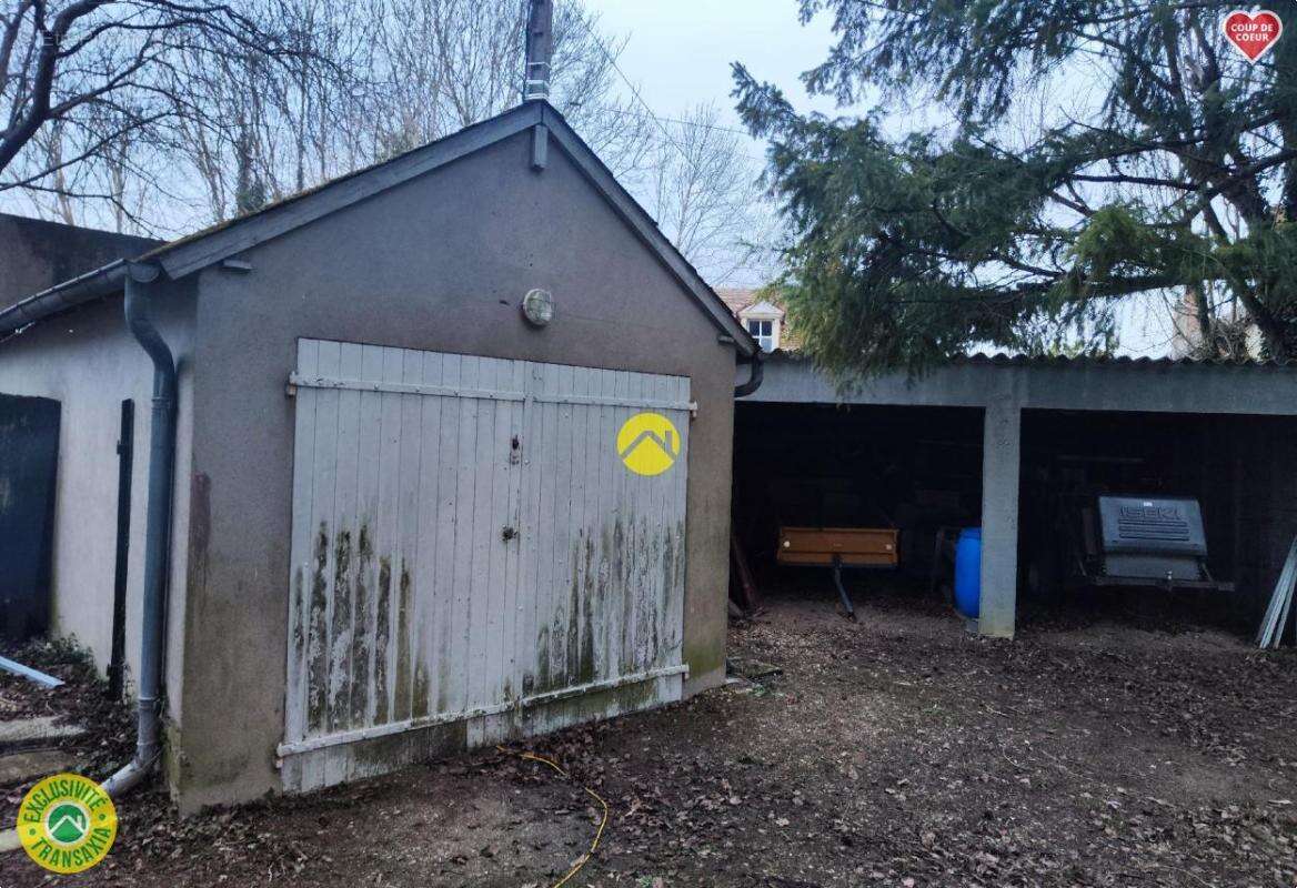 Maison à LA GUERCHE-SUR-L'AUBOIS