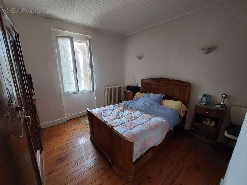 Maison de maitre avec  dependances deux pigeonniers sur parc de 5000m² - photo 22