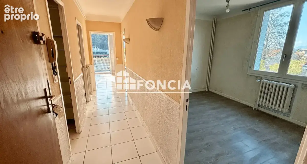 T3 de 56 m² avec balcon, vue dégagée et fort potentiel (Travaux de rénovation énergétique votés & payés) - photo 7