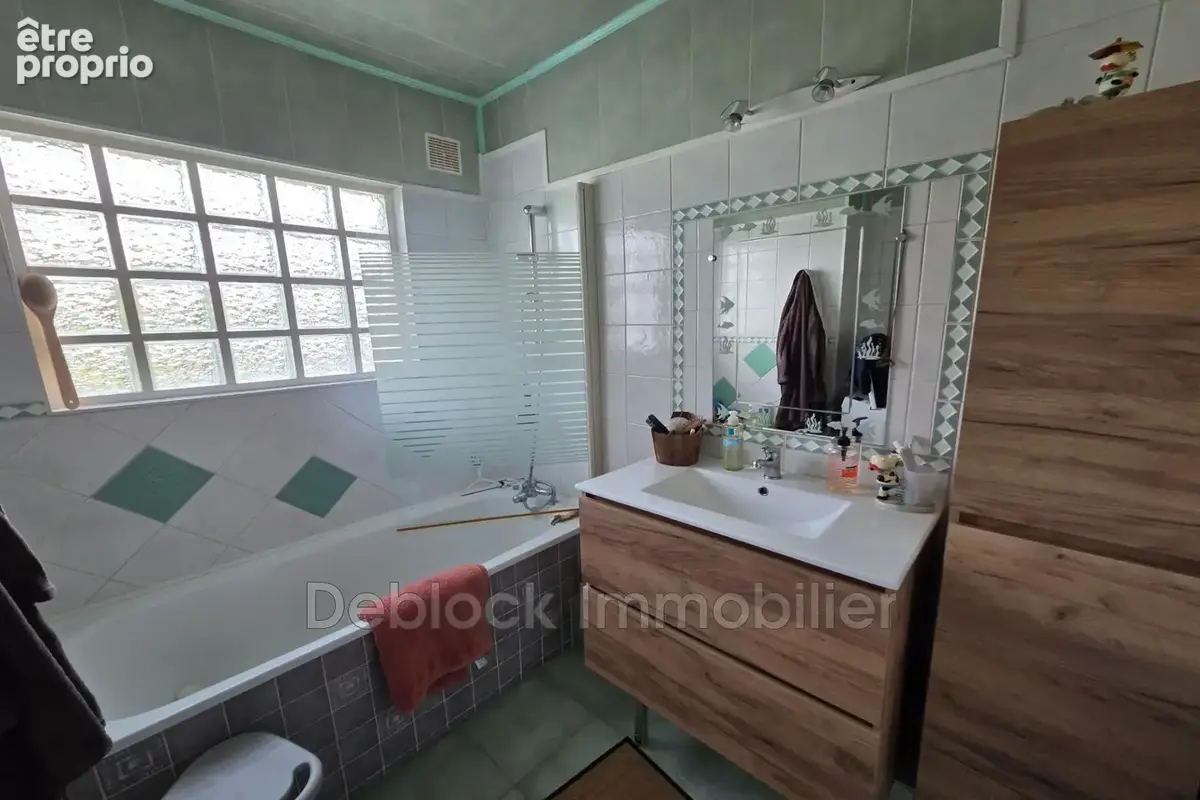 Maison 101 m² à Coudekerque-Branche  - photo 4