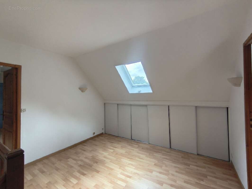 Maison 134 m² à Vallangoujard  - photo 11