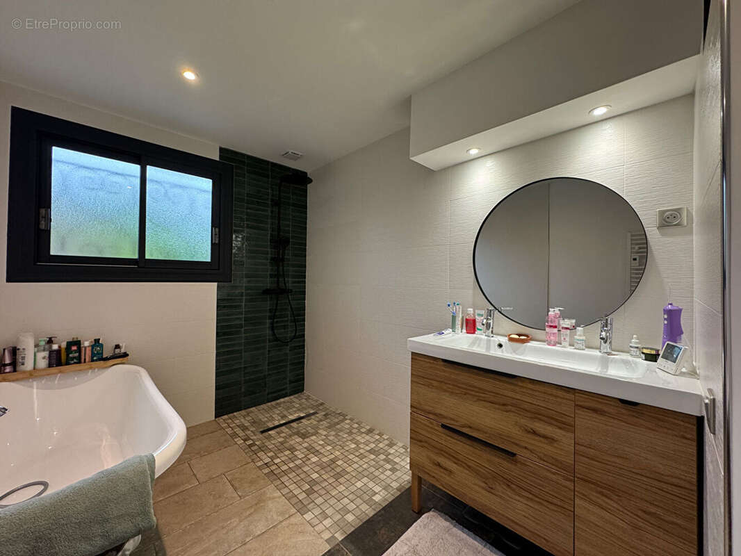 Maison à RAZAC-SUR-L&#039;ISLE