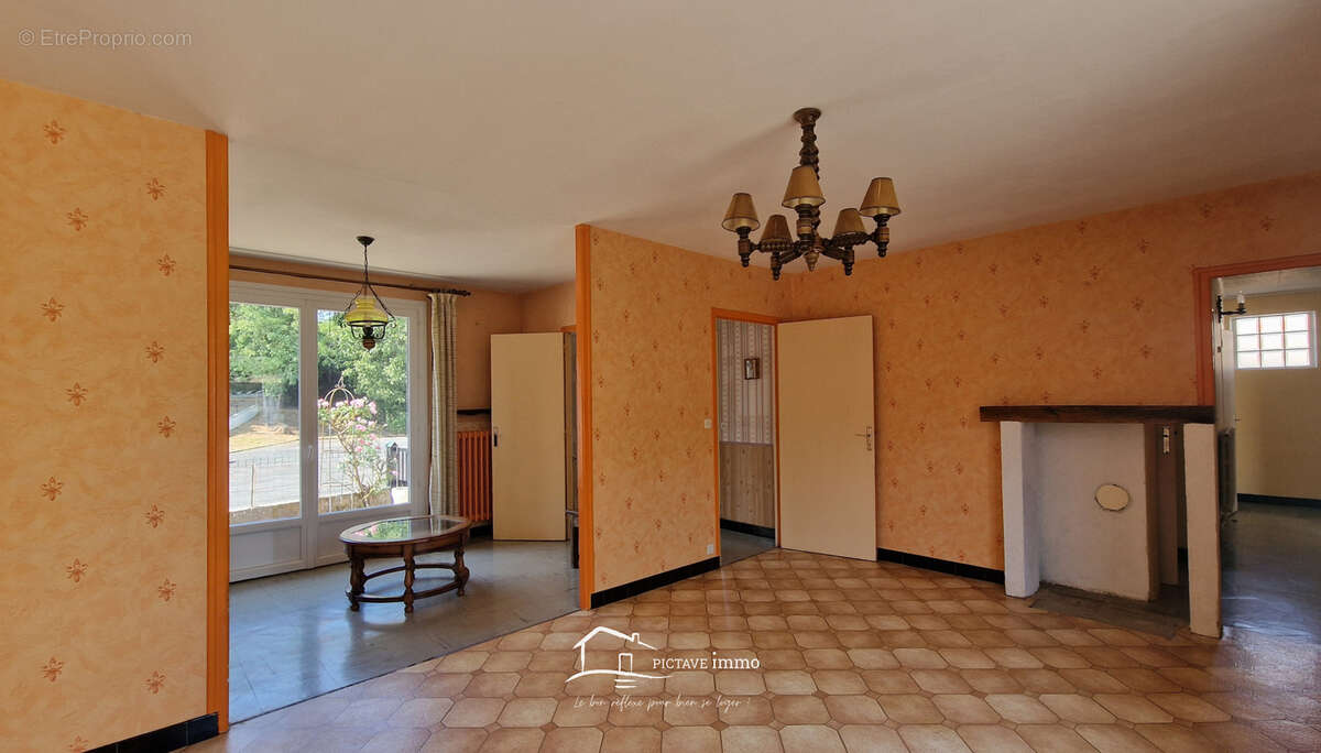 Maison de plain-pied avec garage et terrain - Proche toutes commodités - photo 4