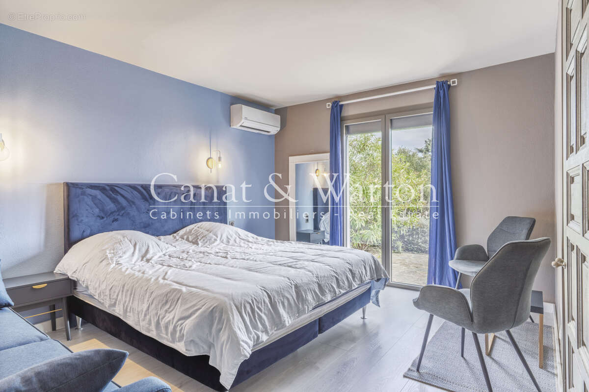 Maison à LA CROIX-VALMER