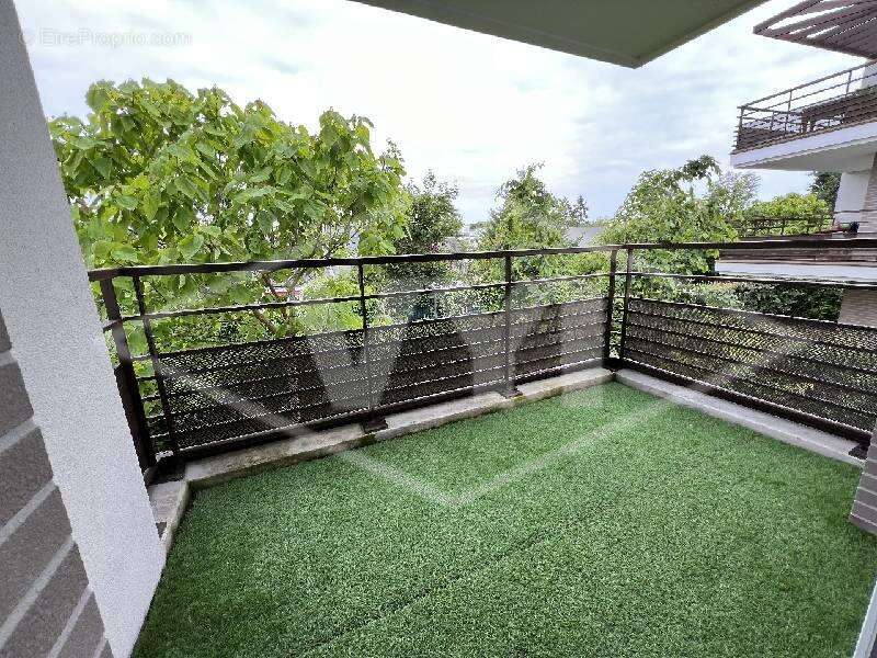 Appartement à QUINCY-SOUS-SENART