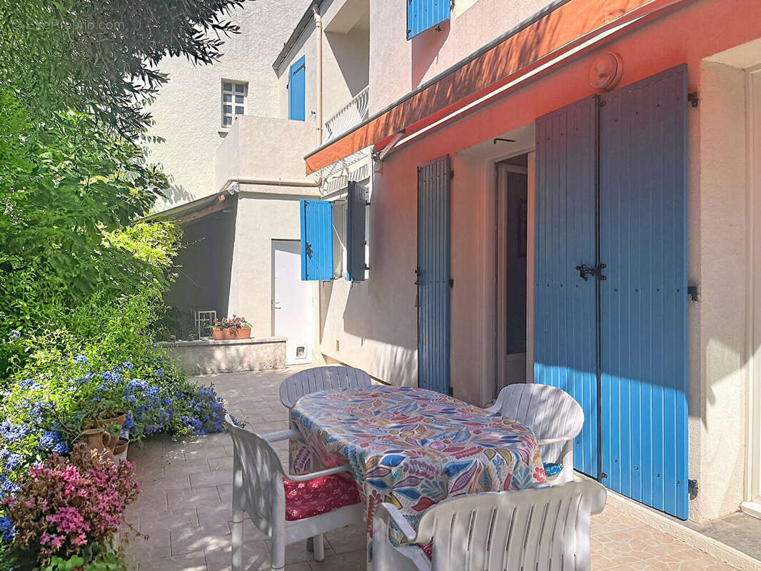 Villa Nimes 4 pièce(s) 90.80 m2 - photo 6