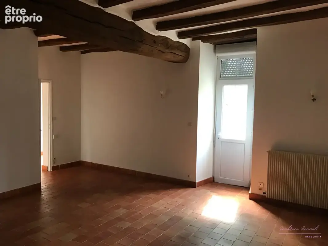 Nouveau prix  pour cette belle longère avec 2 logements indépendants loués - Rentabilité immédiate- Vihiers - photo 6