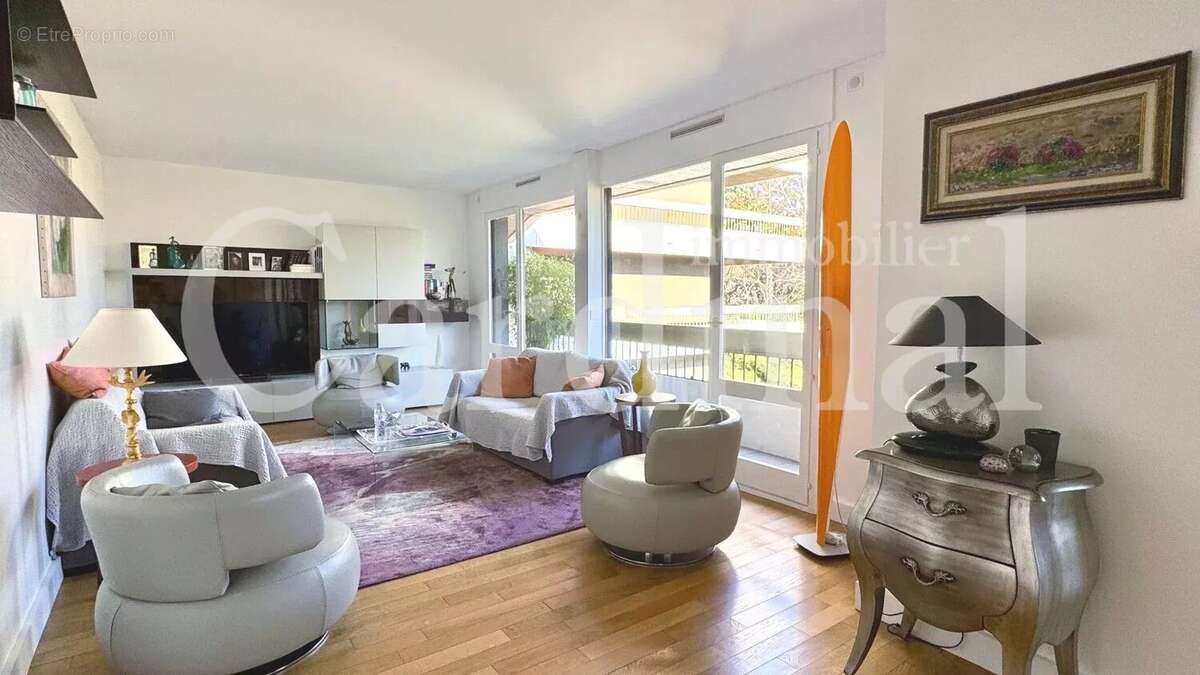 Appartement à NOISY-LE-ROI