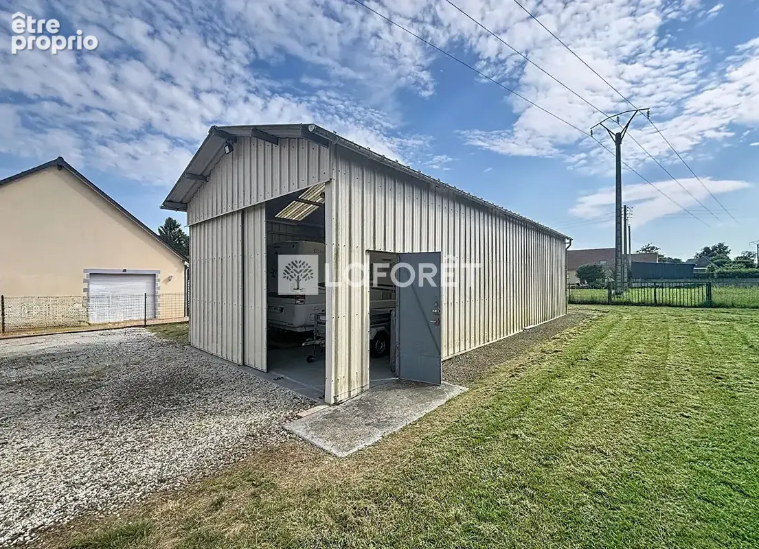 Photo Commerce à Flers au prix de 60 500€