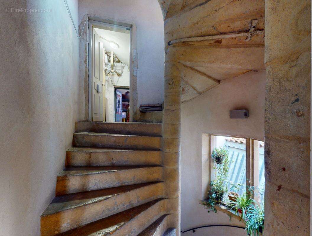 Appartement à LYON-5E
