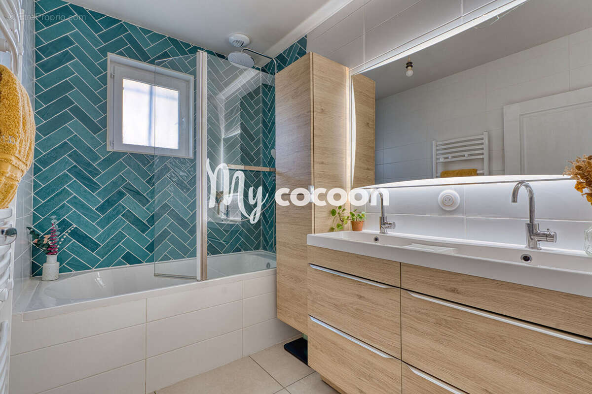 Maison à SAINT-SORLIN-EN-BUGEY