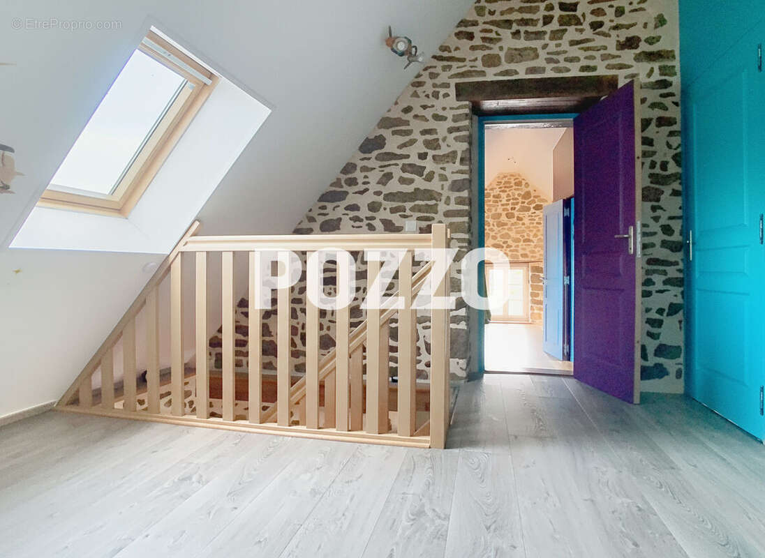Maison à ROZ-SUR-COUESNON