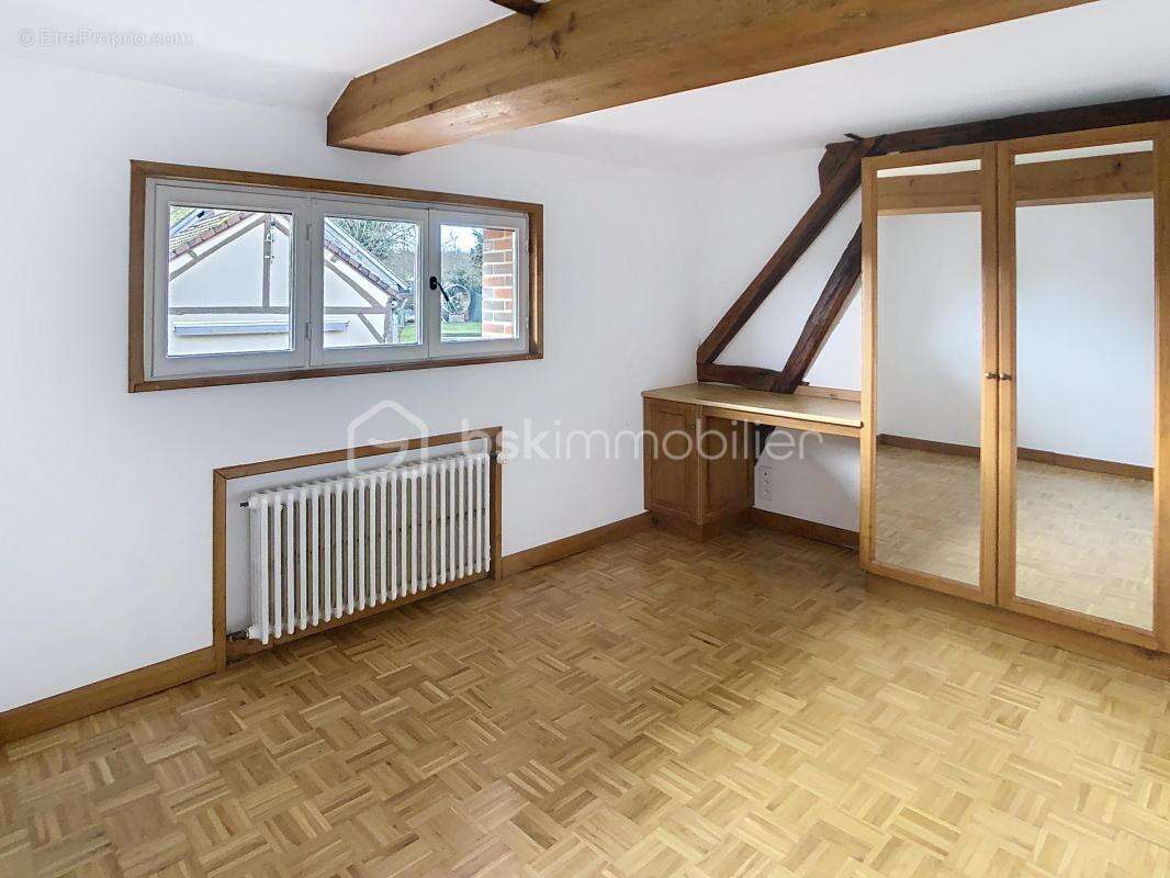 Maison à DOUCHY
