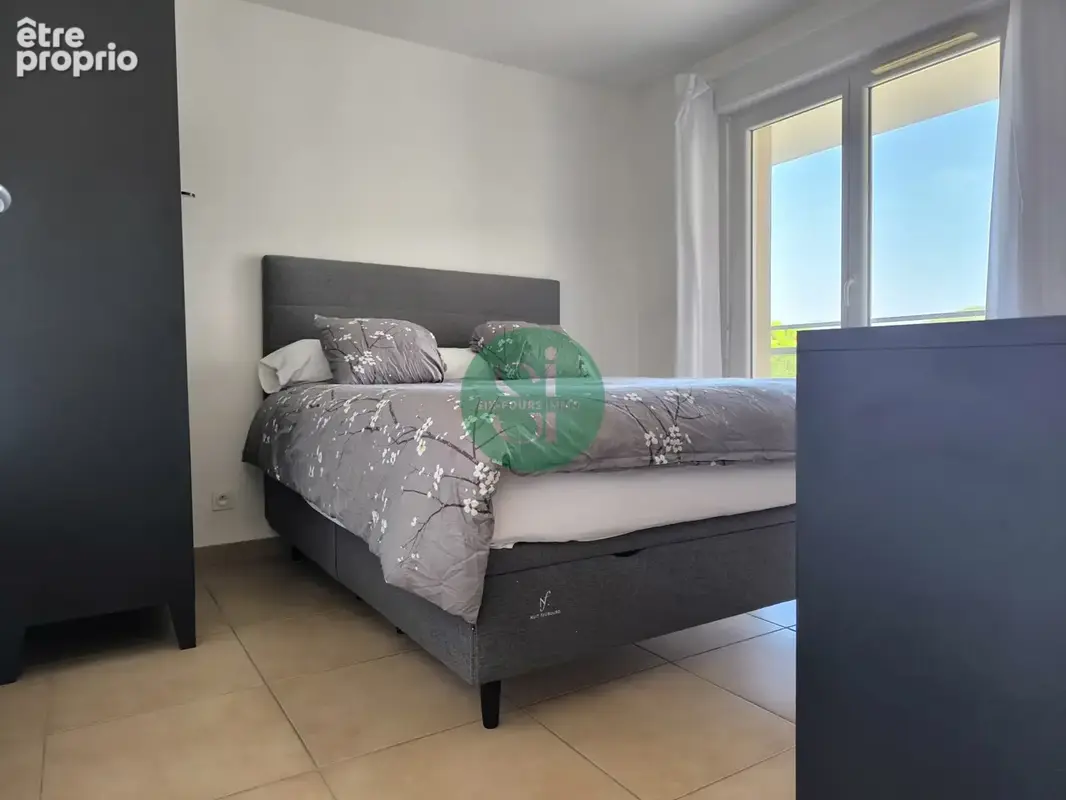 T3 64 m2 Dernier Étage — Vue Panoramique Six Fours Les Plages  & Fort — Terrasse 16 m2 & Parking - photo 10
