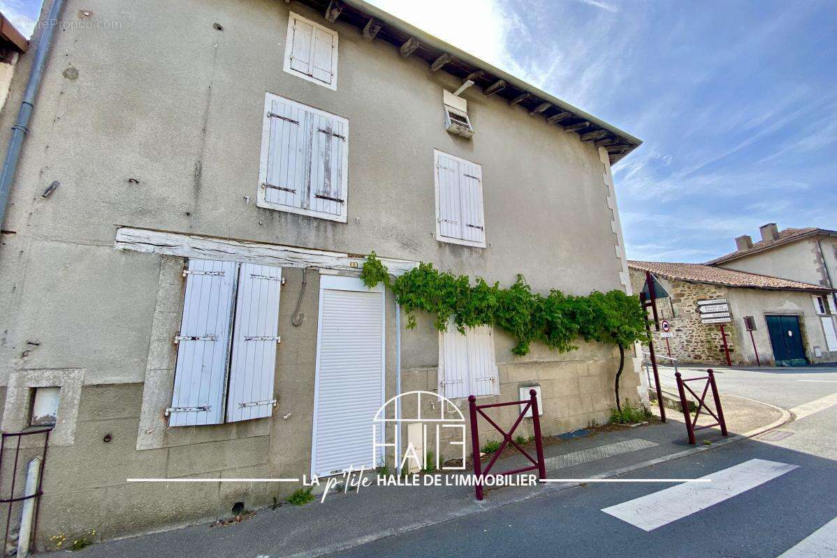 Maison à ROCHECHOUART