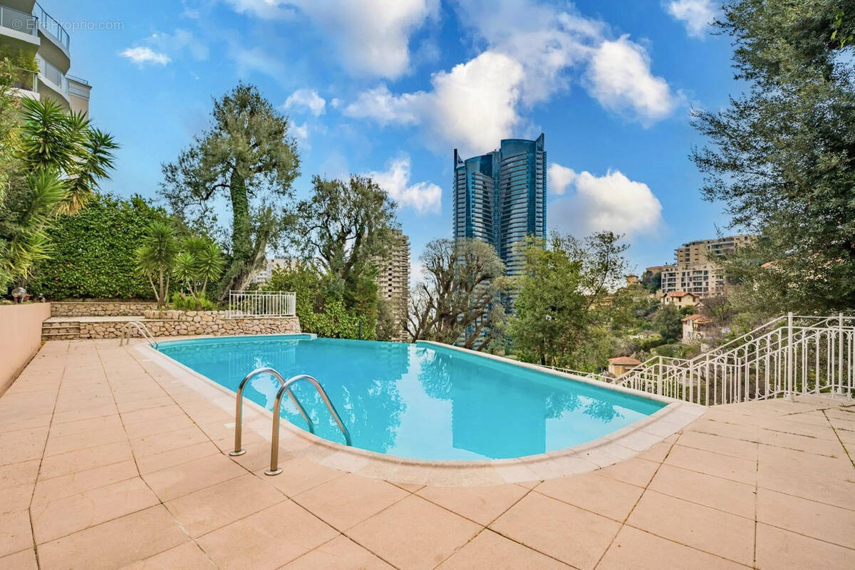 Appartement à BEAUSOLEIL