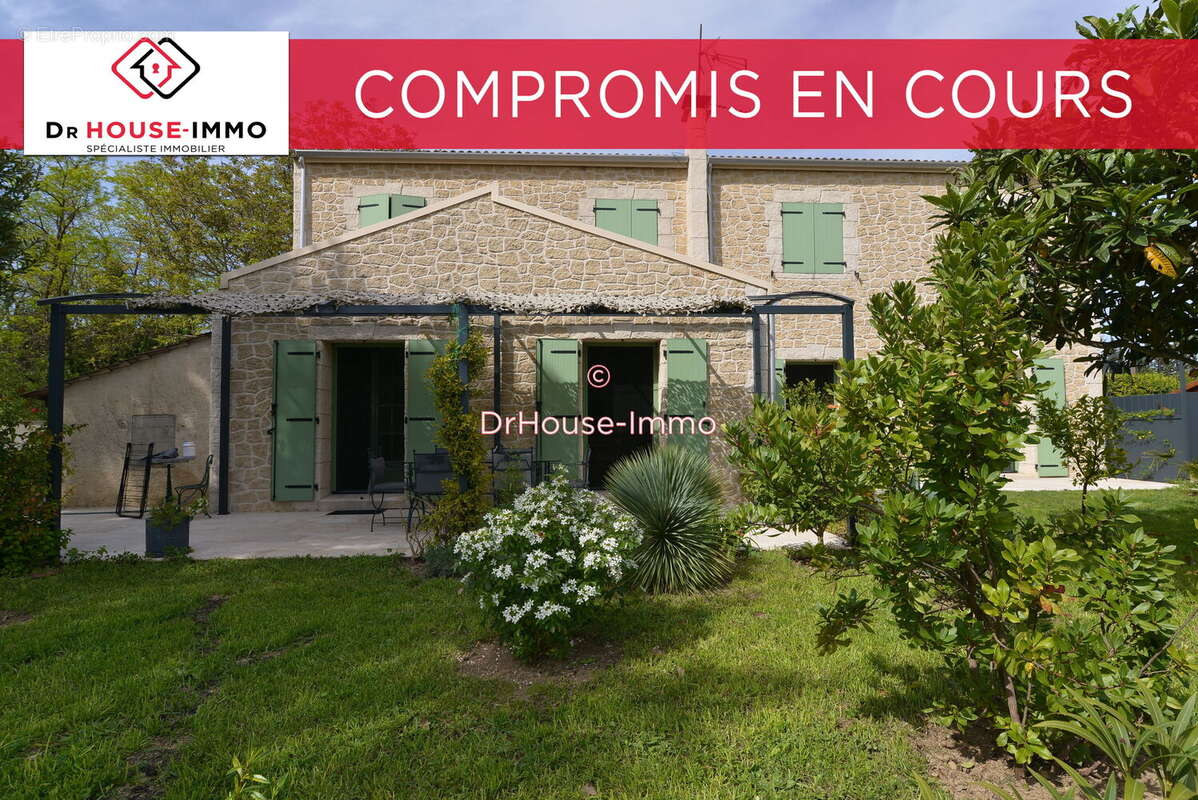 Maison à SAINT-VICTOR-LA-COSTE